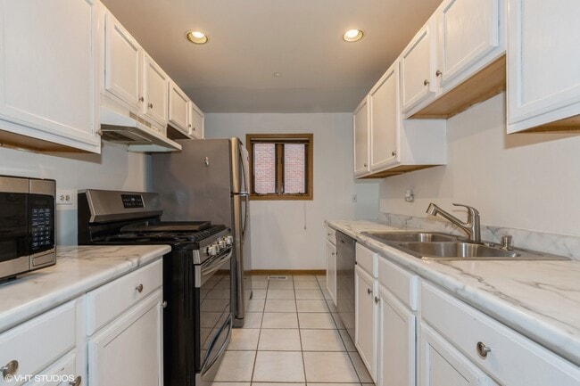557 Skokie Ave in Highland Park, IL - Building Photo - Building Photo