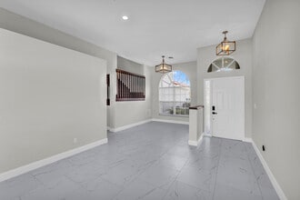 491 SW 182nd Way in Pembroke Pines, FL - Building Photo - Building Photo