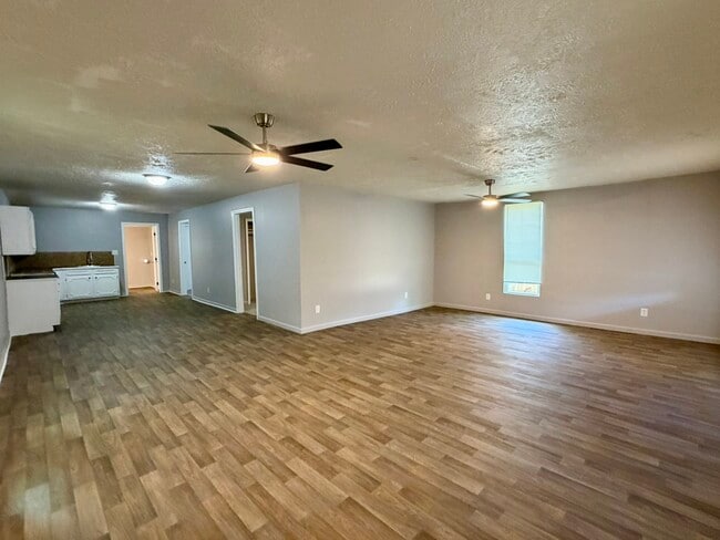 724 Searcy Ave in Griffin, GA - Building Photo - Building Photo