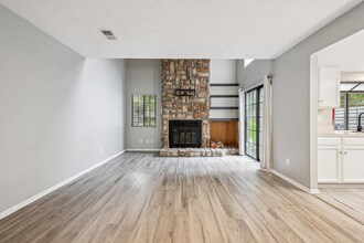 12410 E Pacific Cir in Aurora, CO - Building Photo - Building Photo