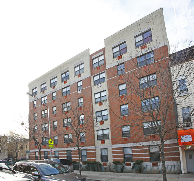 1349 Gates Ave in Brooklyn, NY - Building Photo - Building Photo