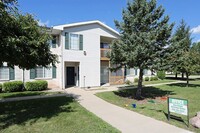 IRISH SPRING in Neenah, WI - Foto de edificio - Building Photo