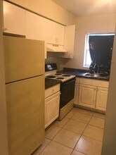 1337 NW 8th Ave in Fort Lauderdale, FL - Building Photo - Building Photo