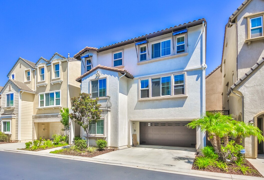 2889 Plaza del Amo in Torrance, CA - Building Photo