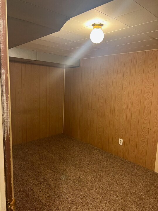 2403 Bannock Hwy in Pocatello, ID - Building Photo