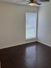 5811 Heather St in League City, TX - Building Photo - Building Photo