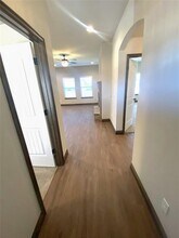 4200 Royal Garden Dr in Yukon, OK - Building Photo - Building Photo