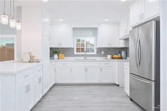 5 Gull Ave in McAllen, TX - Building Photo - Building Photo