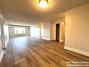 1500 Worcester Rd in Framingham, MA - Building Photo - Building Photo