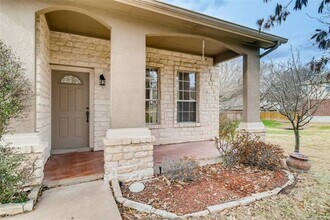 1822 Rosenborough Ln N in Round Rock, TX - Building Photo - Building Photo
