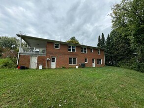 835 McBryde Dr in Blacksburg, VA - Building Photo - Building Photo