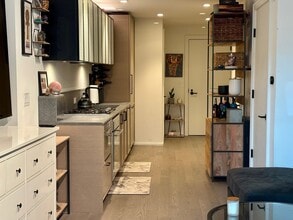 1425 Hudson St in Hoboken, NJ - Building Photo - Building Photo
