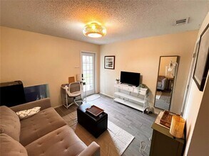 6199 Bryn Wood St in Orlando, FL - Building Photo - Building Photo