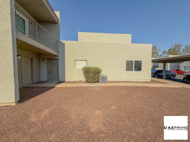 2826 E Monte Cristo Ave in Phoenix, AZ - Building Photo - Building Photo