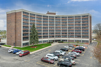 John F. Kennedy Terrace in Joliet, IL - Building Photo - Building Photo