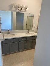 1134 Pine Ct in Lemoore, CA - Building Photo - Building Photo