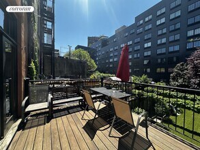 556 Washington Ave in Brooklyn, NY - Building Photo - Building Photo