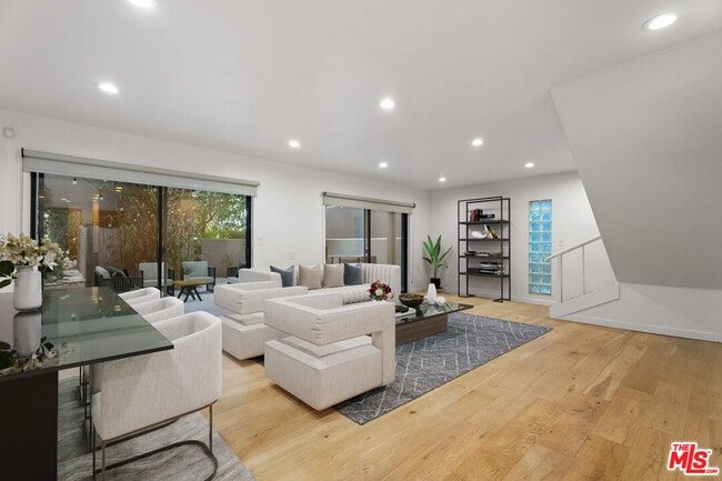 property at 22 28th Ave