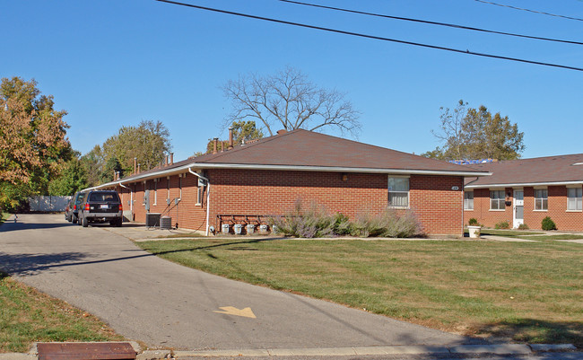 27 Quinby Ln in Dayton, OH - Building Photo - Building Photo