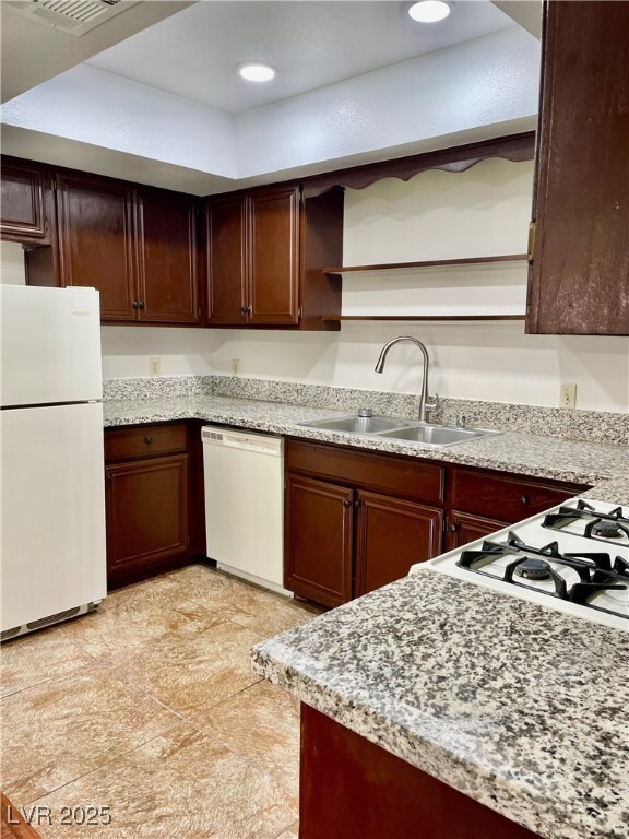 property at 5576 W Rochelle Ave.