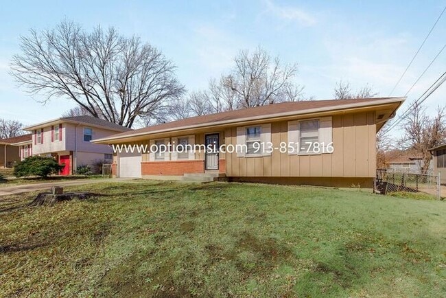8006 E 118th Terrace in Kansas City, MO - Building Photo - Building Photo