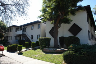 1051 Roewill Dr Apartments