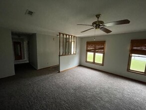 309 E Emerald Dr in Enterprise, AL - Building Photo - Building Photo