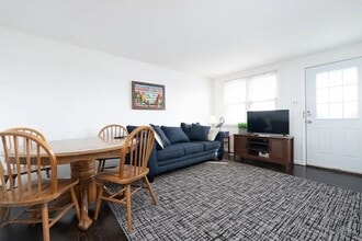 9 28th St E in Avalon, NJ - Building Photo - Building Photo