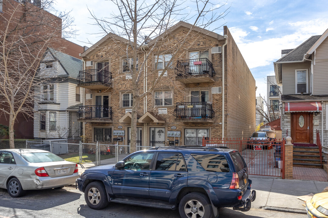 234 Hawthorne St in Brooklyn, NY - Foto de edificio