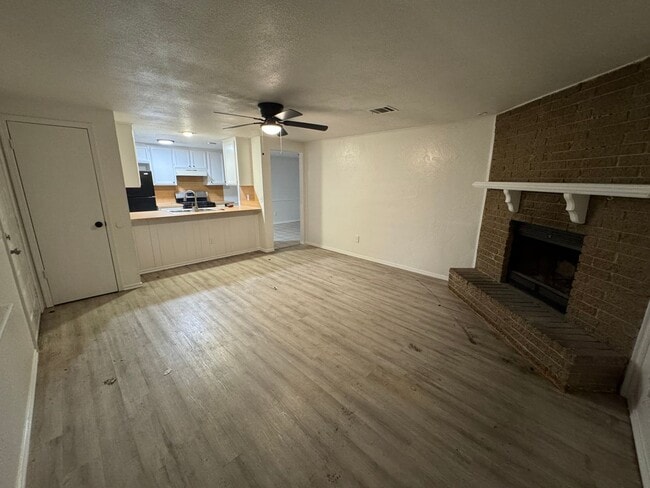 11365 Walters Ave in Oklahoma City, OK - Building Photo - Building Photo