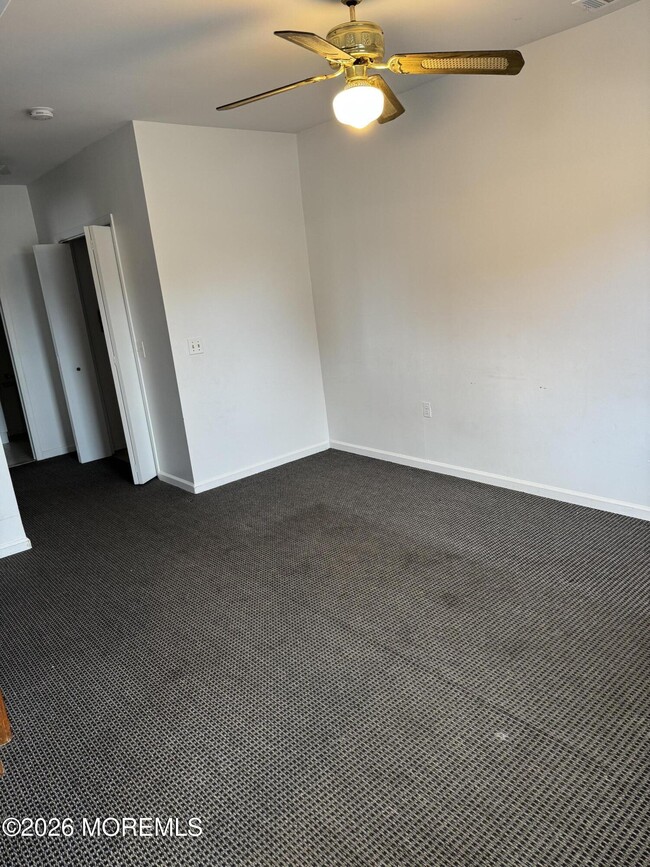 126 Bay Ave in Highlands, NJ - Building Photo - Building Photo