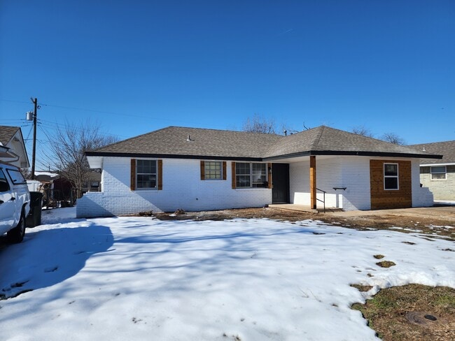 property at 1310 Keystone Ln