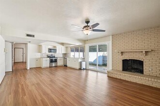 2818 Ripplewood Dr in Garland, TX - Building Photo - Building Photo