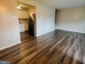 9655 Homestead Ct in Laurel, MD - Building Photo - Building Photo