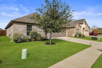 2955 Trusting Wy in Krugerville, TX - Building Photo - Building Photo