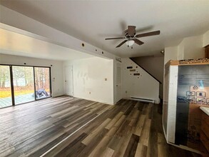 14 Elizabeth Way in Kiamesha Lake, NY - Building Photo - Building Photo