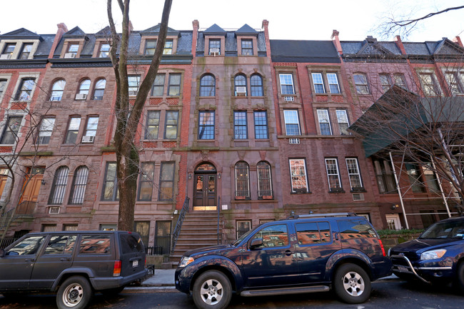 38 W 94th St in New York, NY - Foto de edificio - Building Photo
