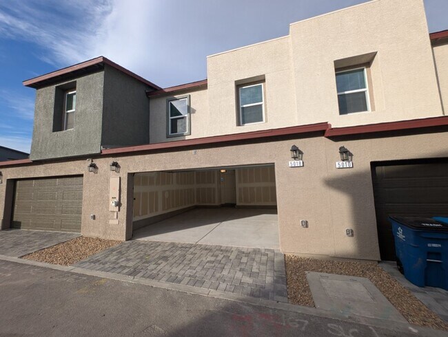 5018 Sage Mesa Ave in Las Vegas, NV - Building Photo - Building Photo