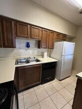 17417 Red Oak Dr in Houston, TX - Building Photo - Building Photo