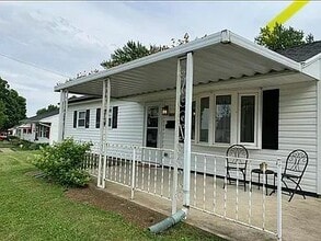 2448 Bingham Ave in Dayton, OH - Foto de edificio - Building Photo