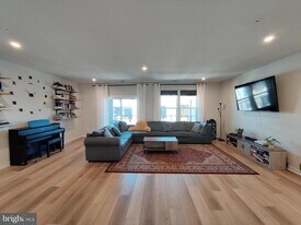 12110 Loblolly Dr in Fairfax, VA - Building Photo