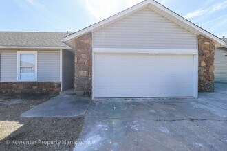 12924-12926 E 31st Ct in Tulsa, OK - Building Photo - Building Photo