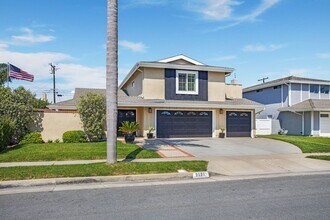 9091 Aloha Dr in Huntington Beach, CA - Foto de edificio - Building Photo