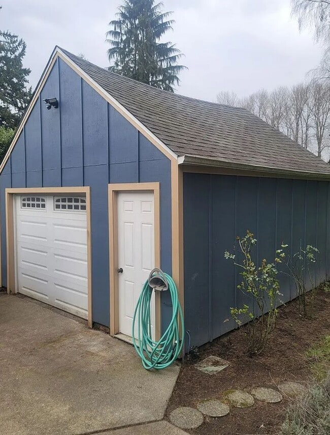 513 5th St NE in Puyallup, WA - Building Photo - Building Photo