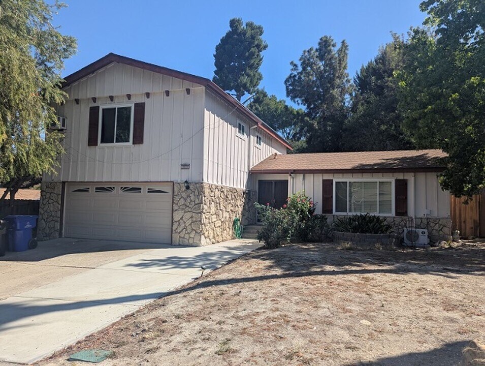 7305 Melotte St in San Diego, CA - Building Photo