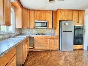 42 Merriewold Ln N in Monroe, NY - Building Photo - Building Photo