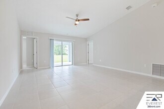 22 Prince Eric Ln in Palm Coast, FL - Building Photo - Building Photo