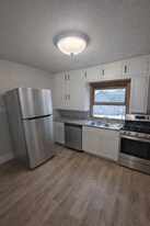 940 S 5th Ave, Unit 3 in Wausau, WI - Building Photo