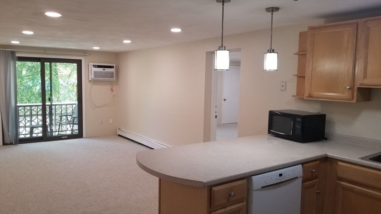 29 Harvard Ave, Unit 33 in Medford, MA - Building Photo