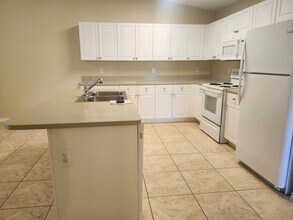 415 NE 25th Ave in Cape Coral, FL - Building Photo - Building Photo